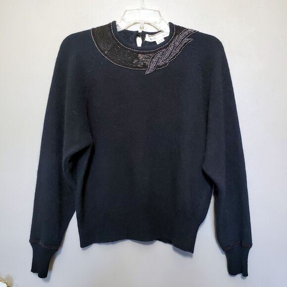 White Wheeler & Martha Sweater Size Medium Black Lambswool Angora Embellished - Picture 1 of 12